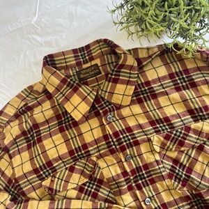 Vintage Men’s Button-Up Plaid Shirt